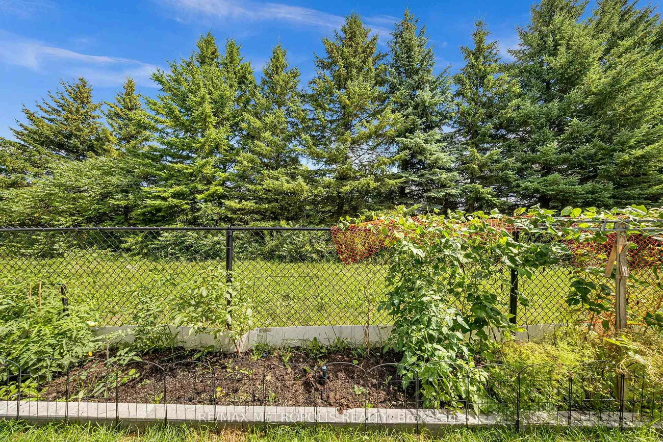 128, Noble, Bradford, Bradford West Gwillimbury