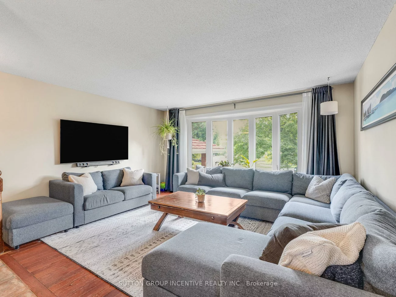 412, Orsi, Bradford, Bradford West Gwillimbury