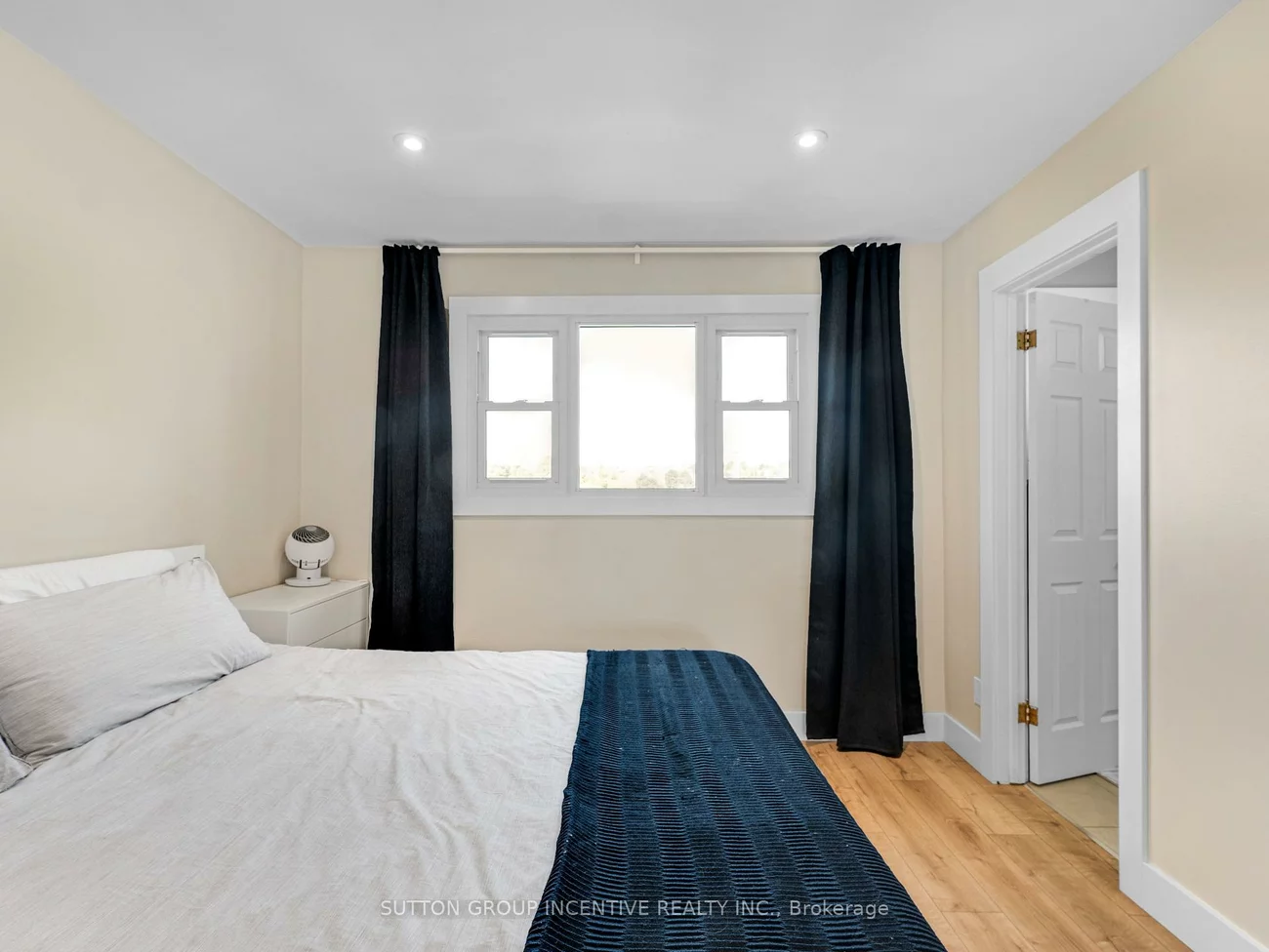 412, Orsi, Bradford, Bradford West Gwillimbury