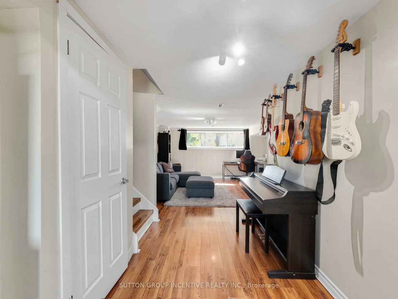 412, Orsi, Bradford, Bradford West Gwillimbury
