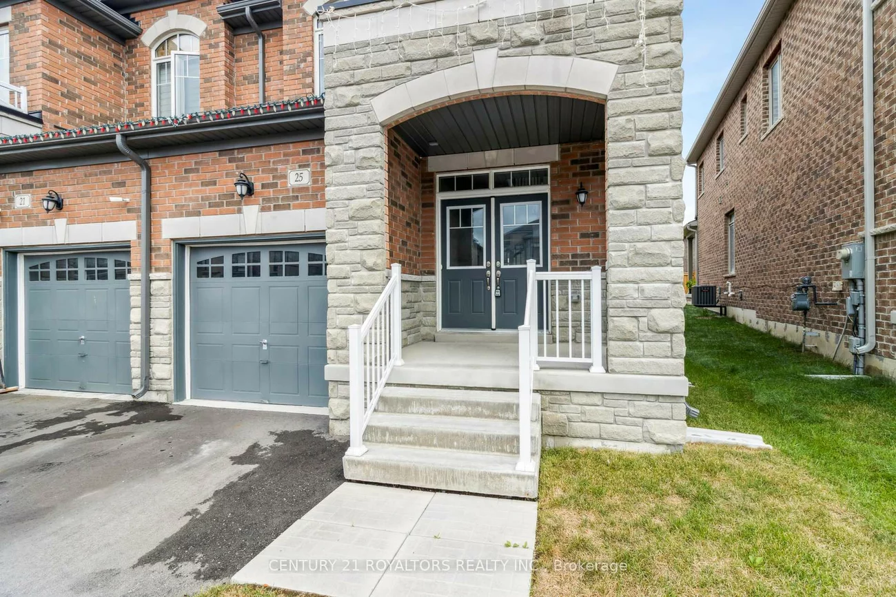 25, Ferragine, Bradford, Bradford West Gwillimbury