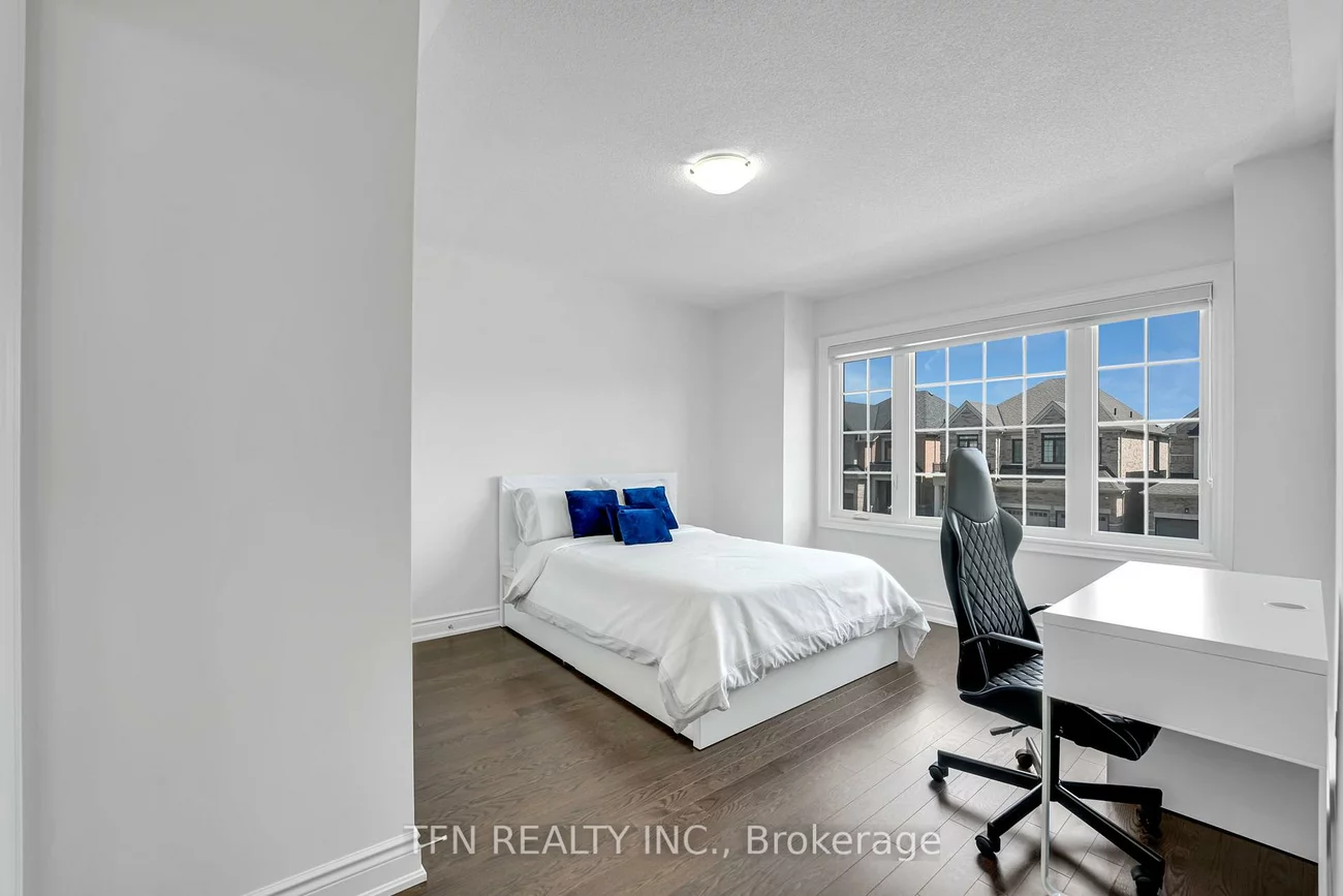 115, Bartram, Bradford, Bradford West Gwillimbury