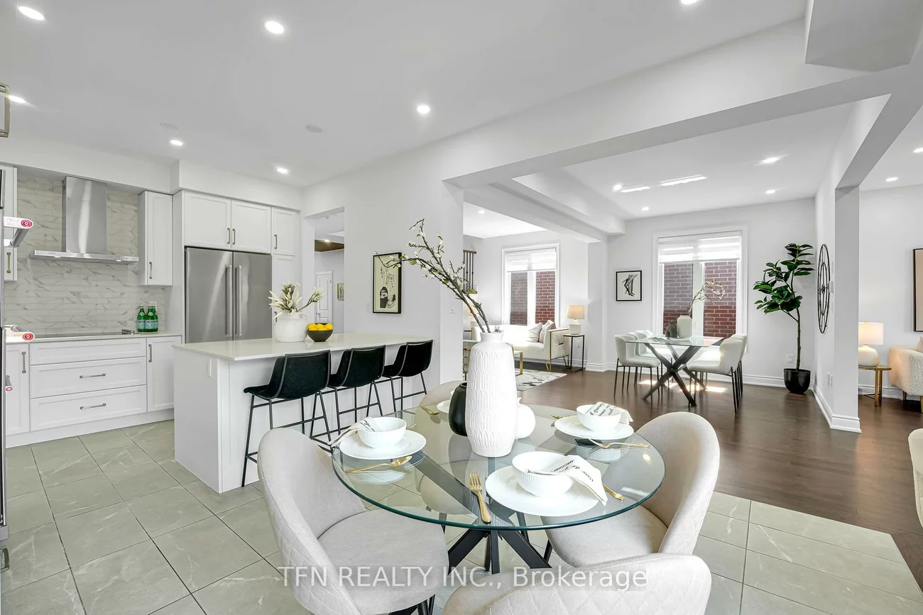 115, Bartram, Bradford, Bradford West Gwillimbury
