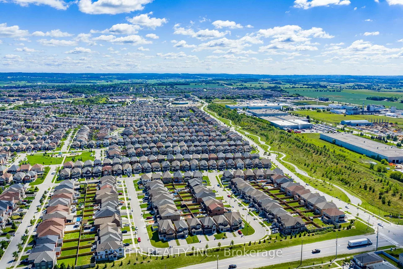 115, Bartram, Bradford, Bradford West Gwillimbury