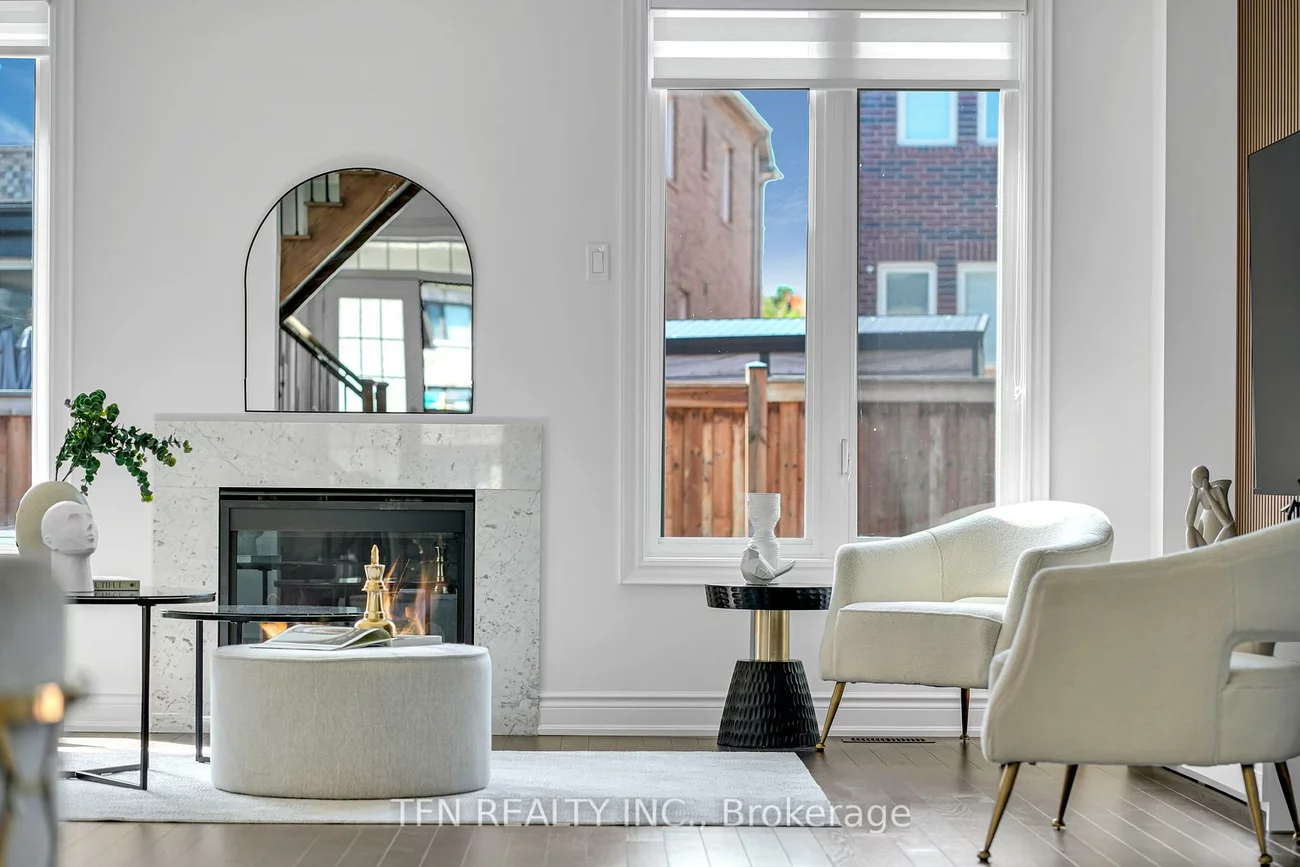 115, Bartram, Bradford, Bradford West Gwillimbury