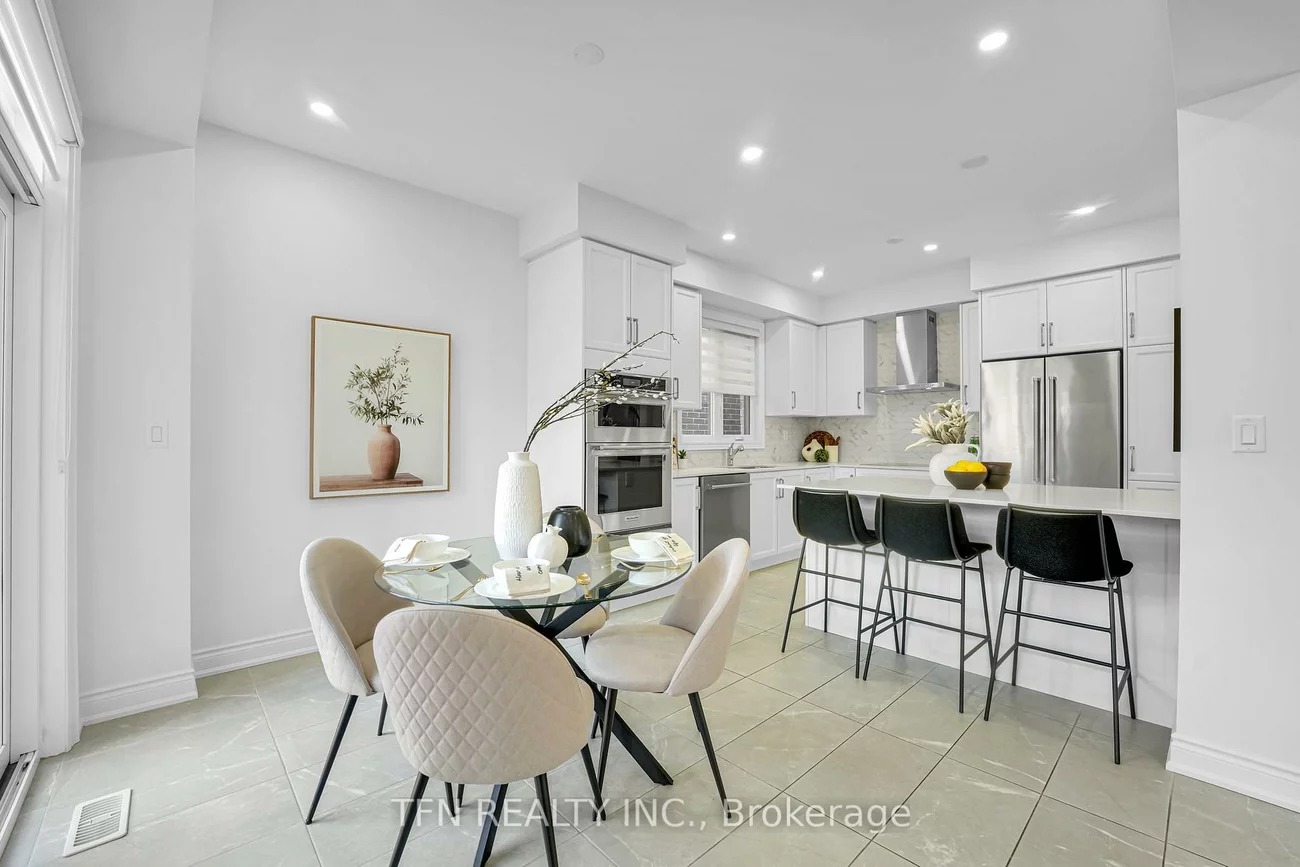 115, Bartram, Bradford, Bradford West Gwillimbury
