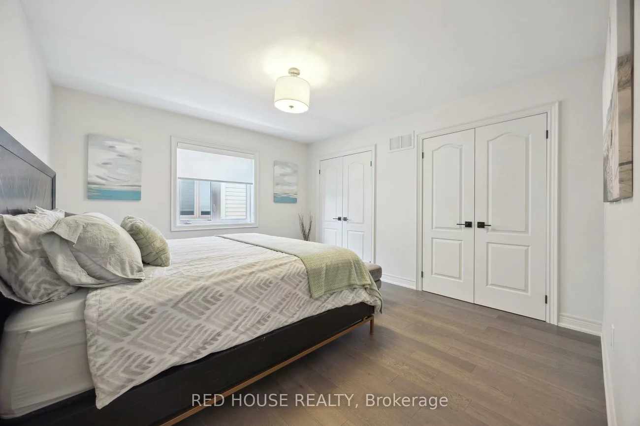 74, Mcdonnell, Bradford, Bradford West Gwillimbury