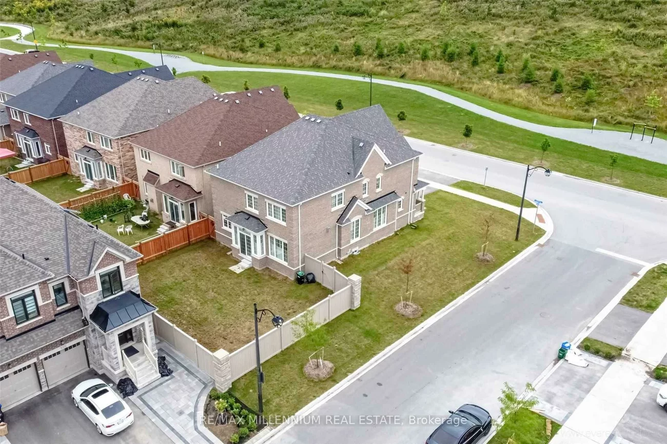 845, Langford, Bradford, Bradford West Gwillimbury