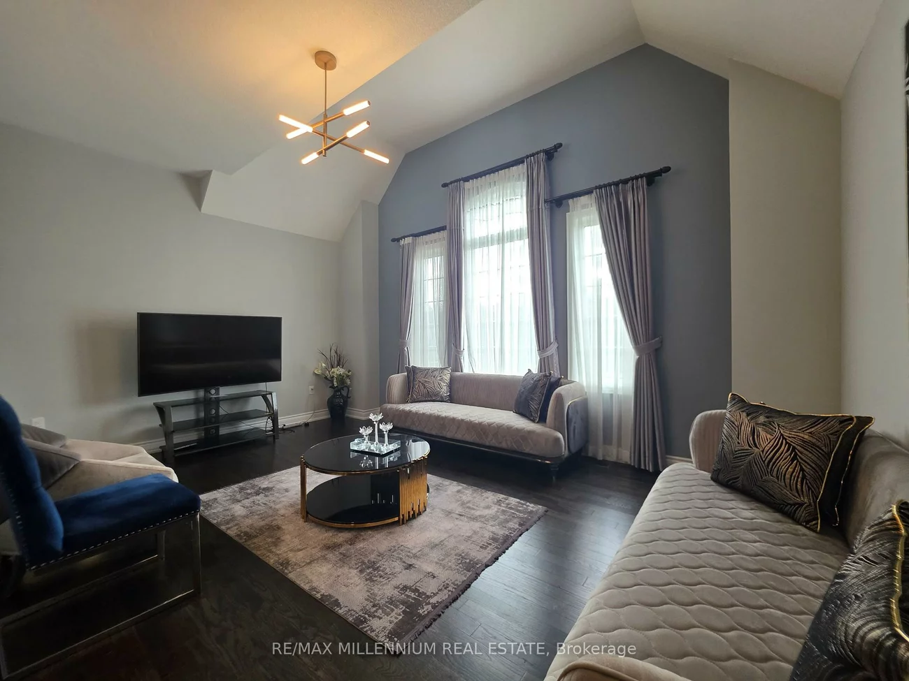 845, Langford, Bradford, Bradford West Gwillimbury