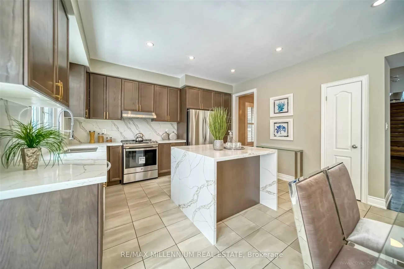 845, Langford, Bradford, Bradford West Gwillimbury