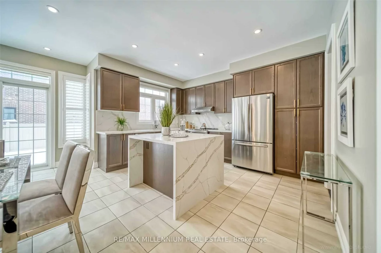 845, Langford, Bradford, Bradford West Gwillimbury
