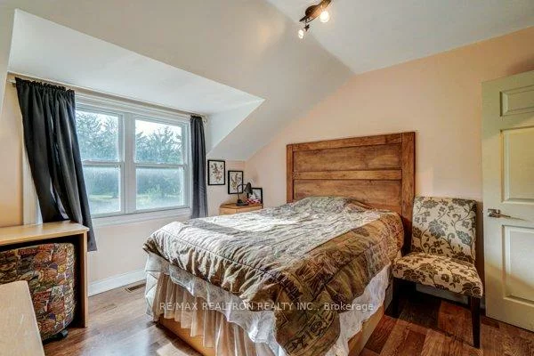 3930, Yonge, Rural Bradford West Gwillimbury, Bradford West Gwillimbury