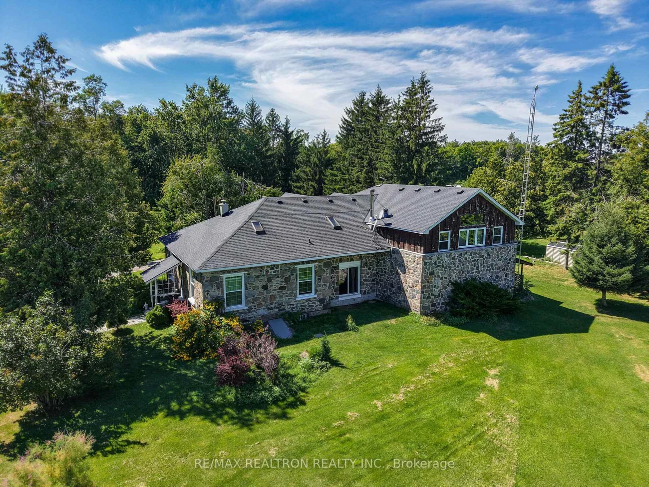 3930, Yonge, Rural Bradford West Gwillimbury, Bradford West Gwillimbury