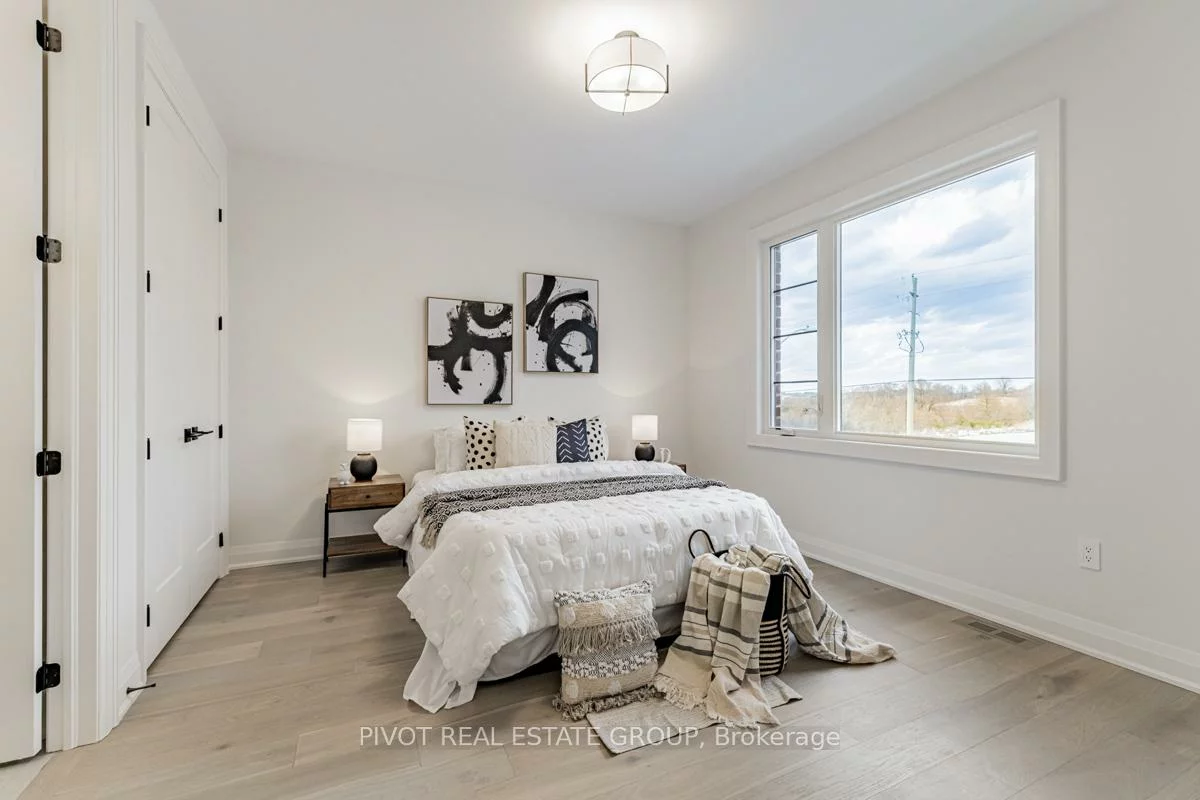 5, Rowe, Bond Head, Bradford West Gwillimbury