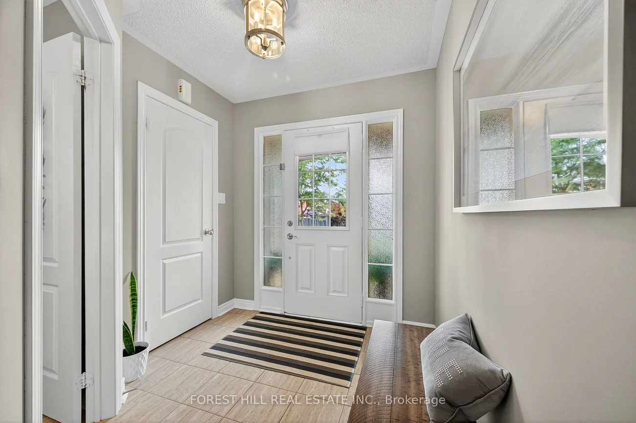 60, Sundragon, Bradford, Bradford West Gwillimbury