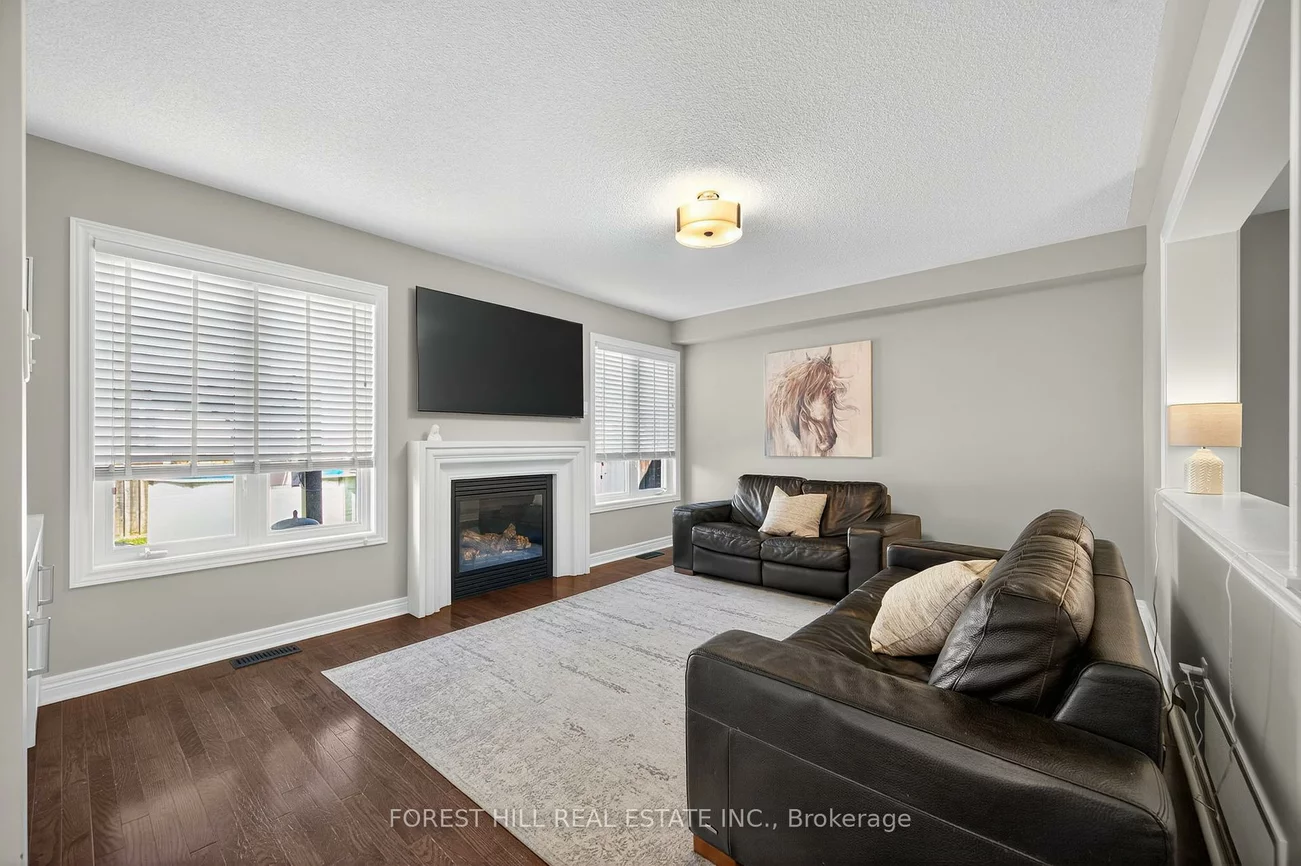 60, Sundragon, Bradford, Bradford West Gwillimbury