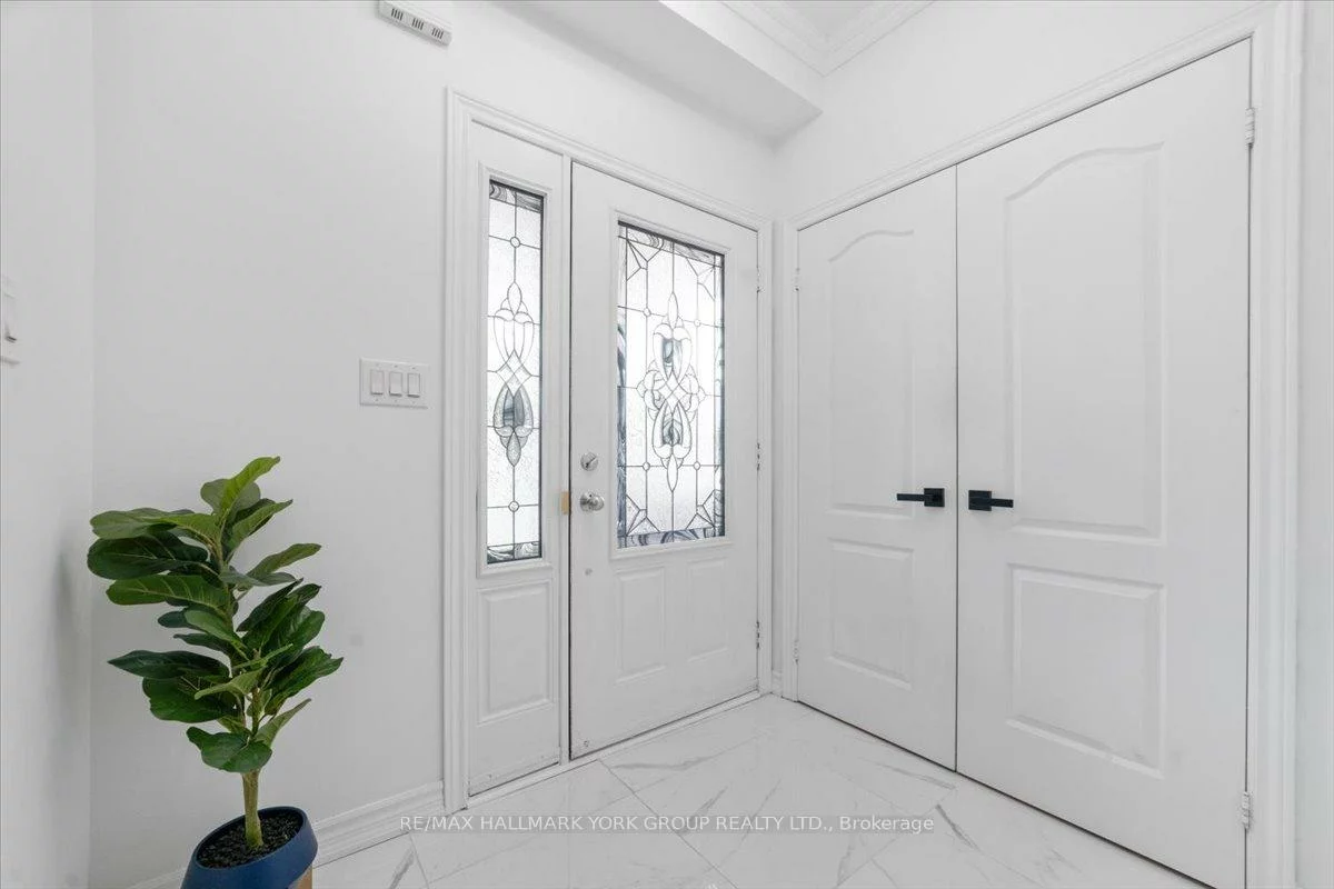 28, West Park, Bradford, Bradford West Gwillimbury