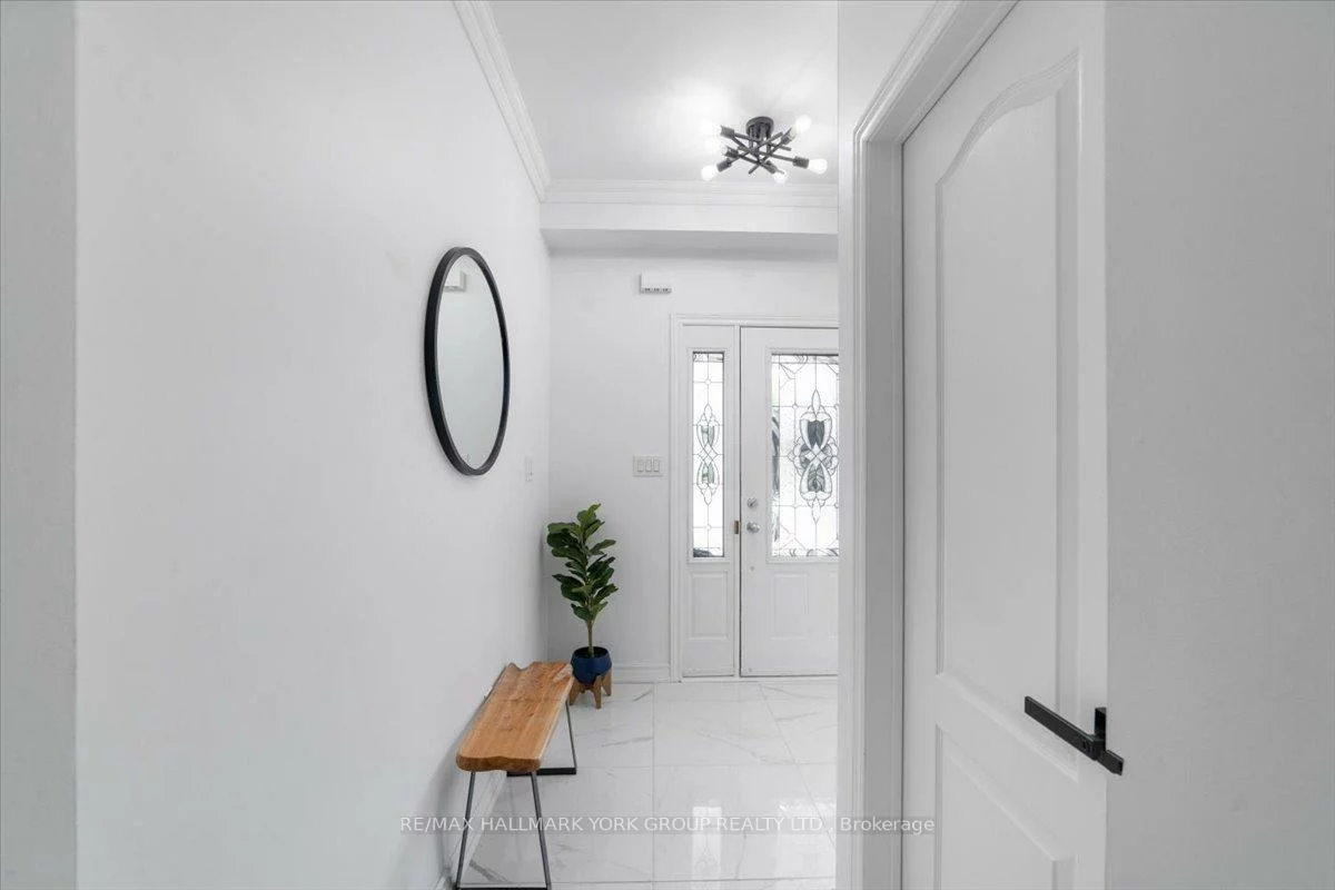 28, West Park, Bradford, Bradford West Gwillimbury