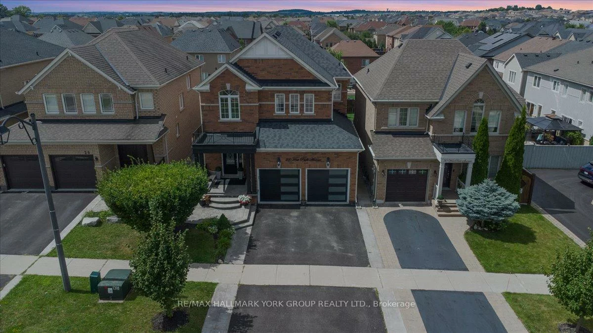 28, West Park, Bradford, Bradford West Gwillimbury