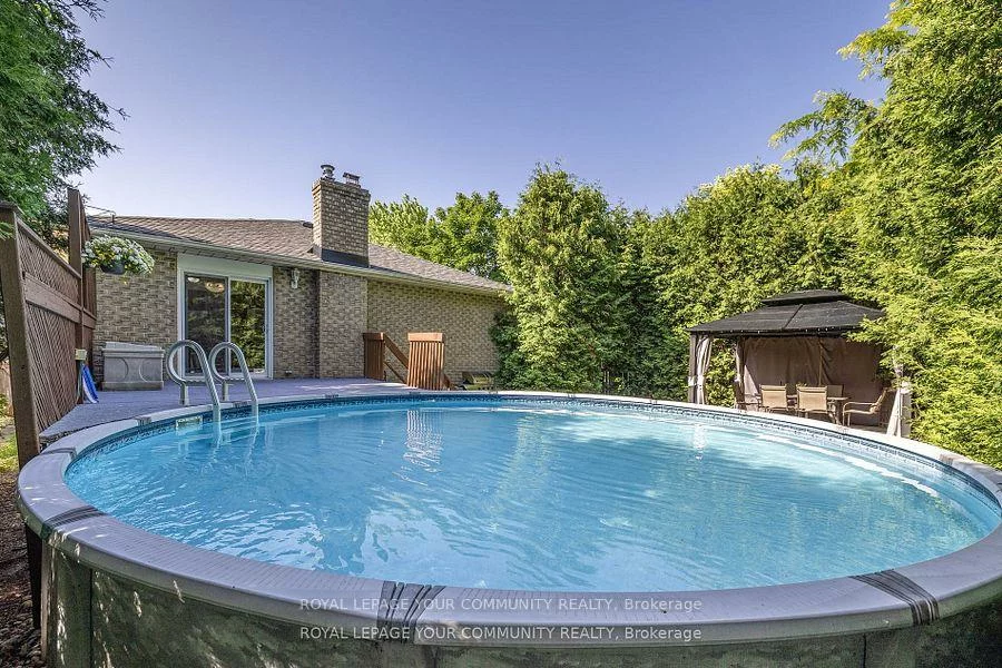 69, Wood, Bradford, Bradford West Gwillimbury