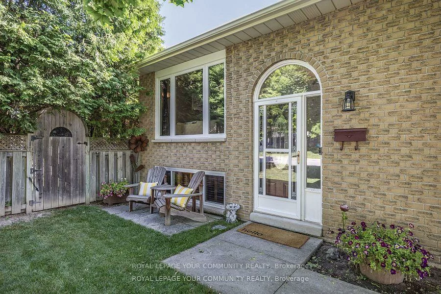 69, Wood, Bradford, Bradford West Gwillimbury