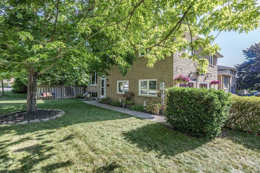 69, Wood, Bradford, Bradford West Gwillimbury