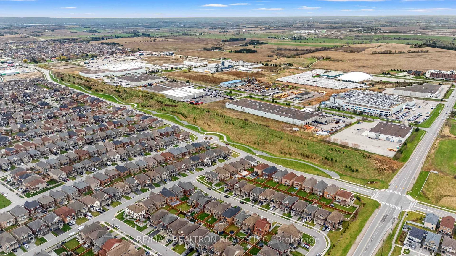 70, Mccann, Bradford, Bradford West Gwillimbury