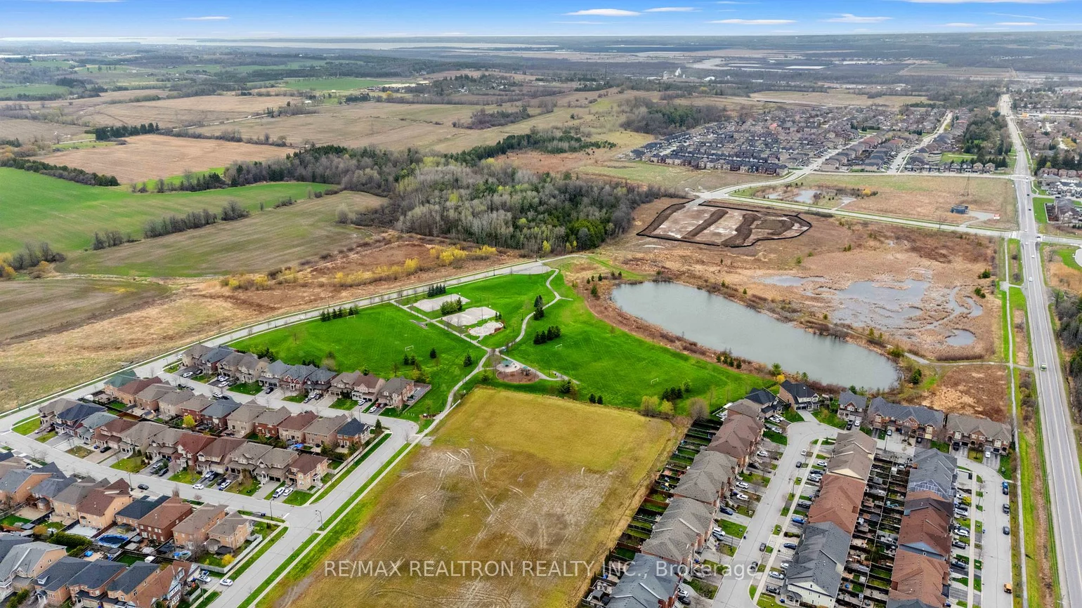 70, Mccann, Bradford, Bradford West Gwillimbury