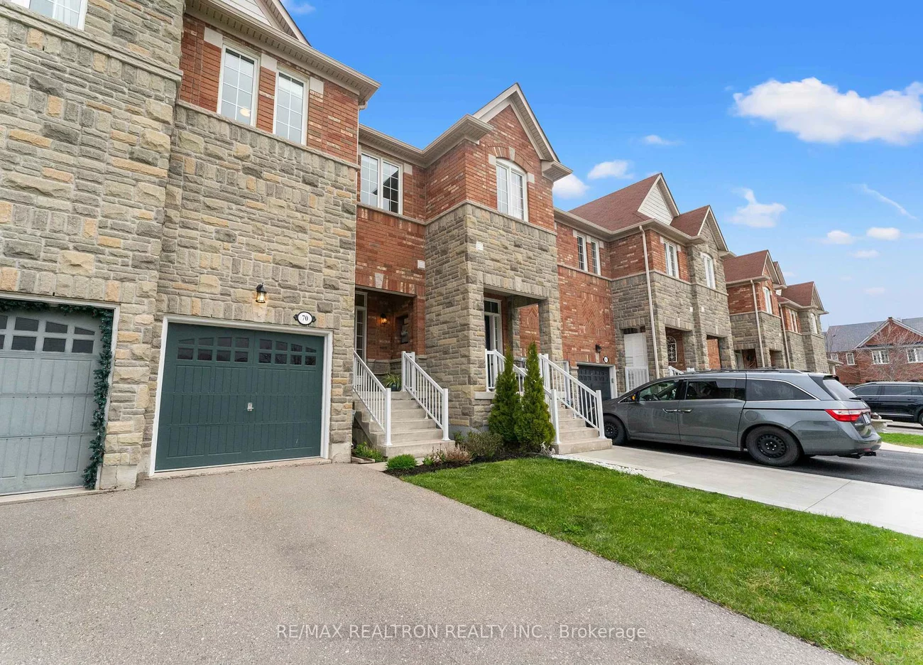 70, Mccann, Bradford, Bradford West Gwillimbury