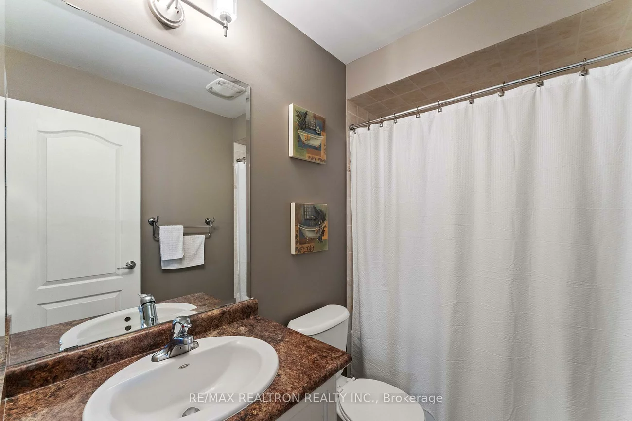 70, Mccann, Bradford, Bradford West Gwillimbury