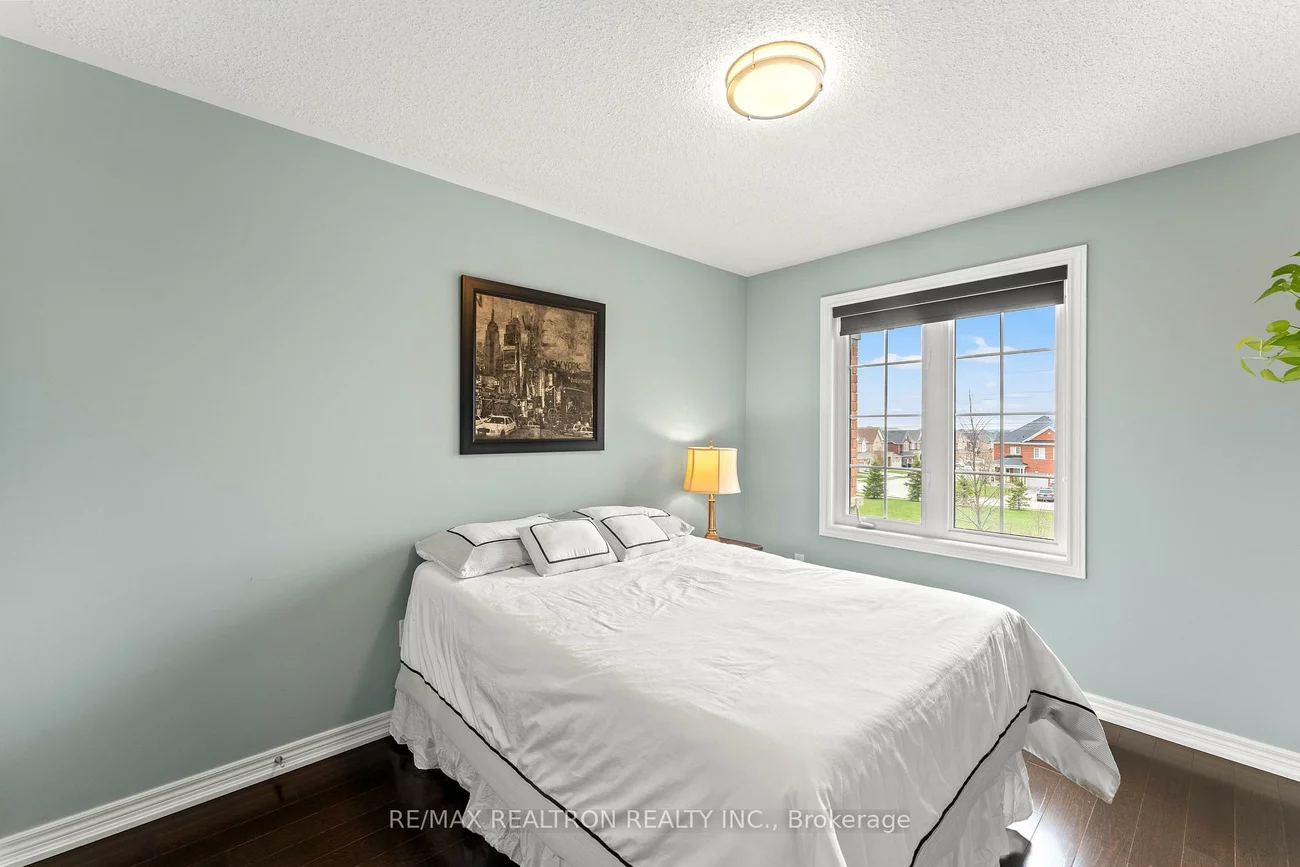 70, Mccann, Bradford, Bradford West Gwillimbury