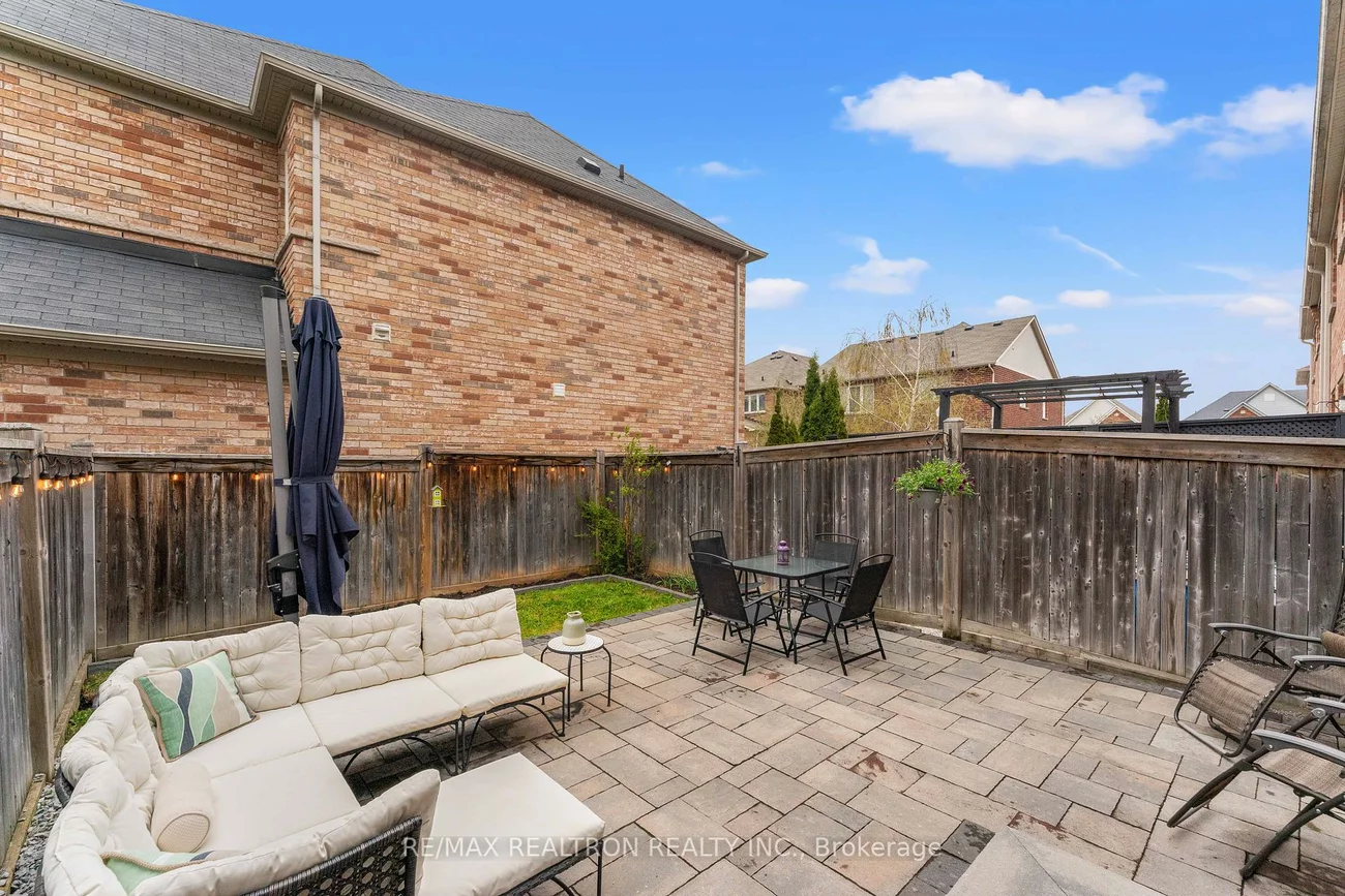 70, Mccann, Bradford, Bradford West Gwillimbury