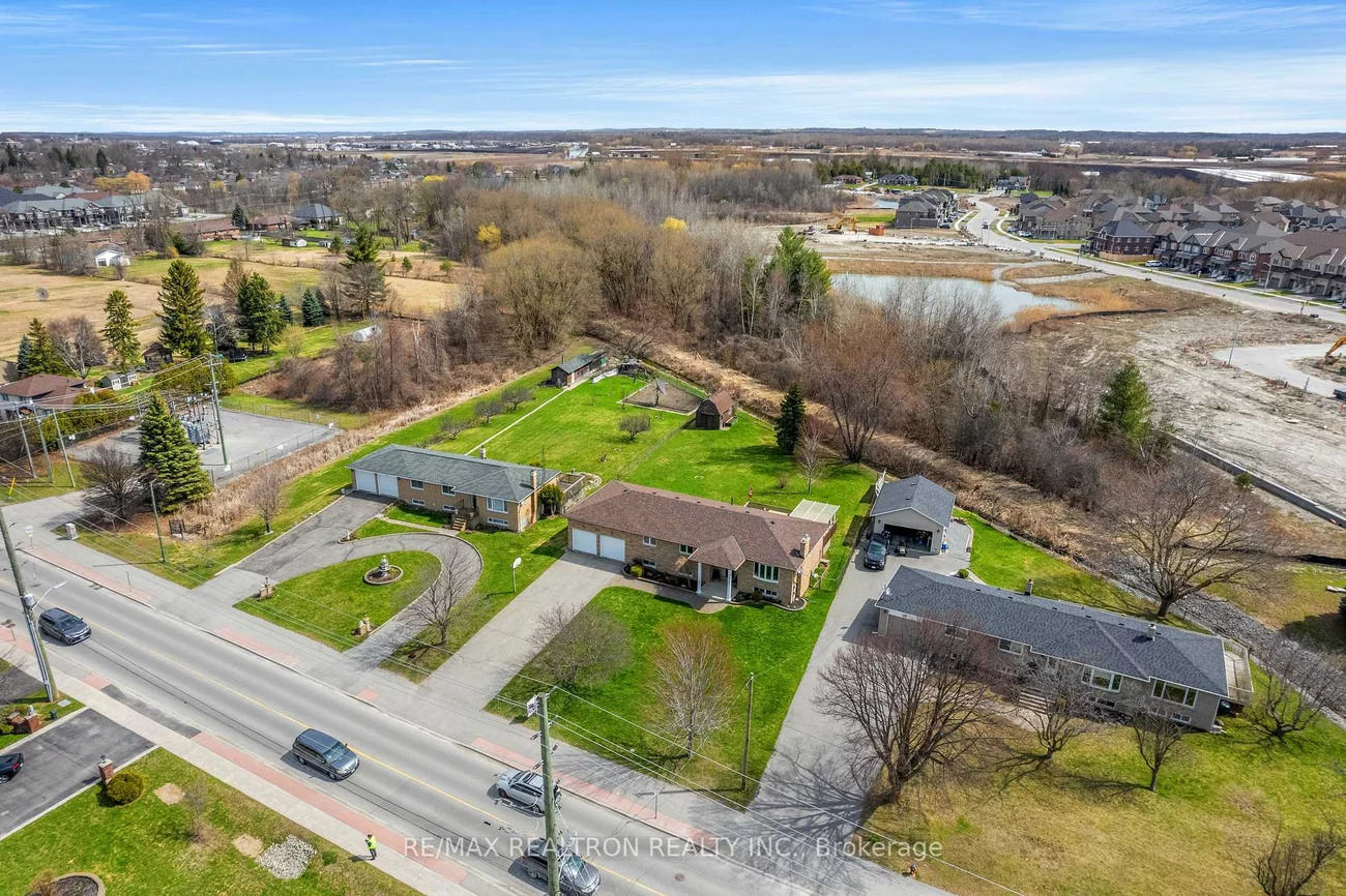 593, Simcoe, Bradford, Bradford West Gwillimbury