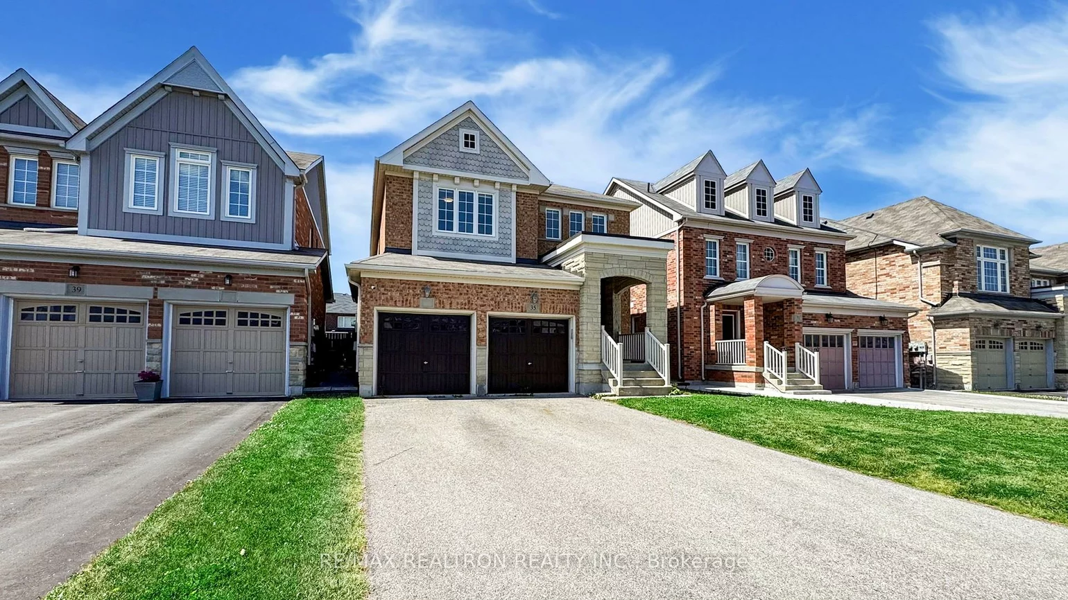 35, Amberwing, Bradford, Bradford West Gwillimbury