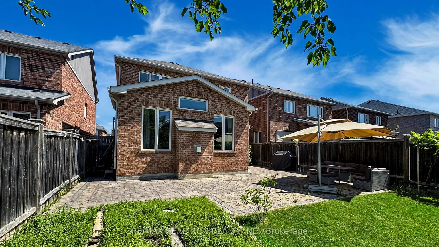 35, Amberwing, Bradford, Bradford West Gwillimbury