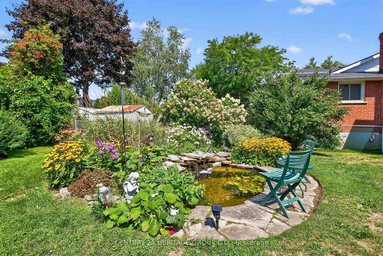 392, Colborne, Bradford, Bradford West Gwillimbury