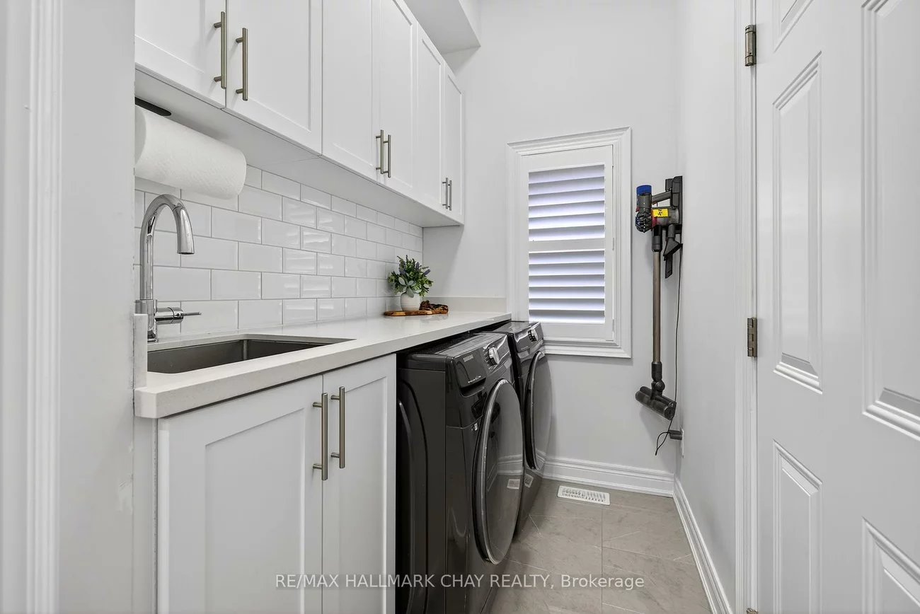 1029, Langford, Bradford, Bradford West Gwillimbury