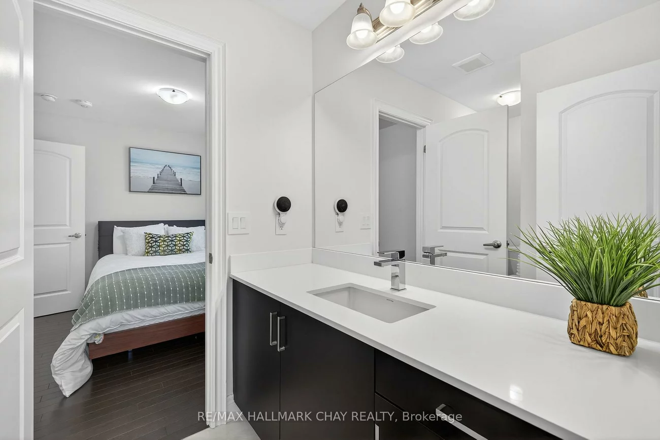 1029, Langford, Bradford, Bradford West Gwillimbury