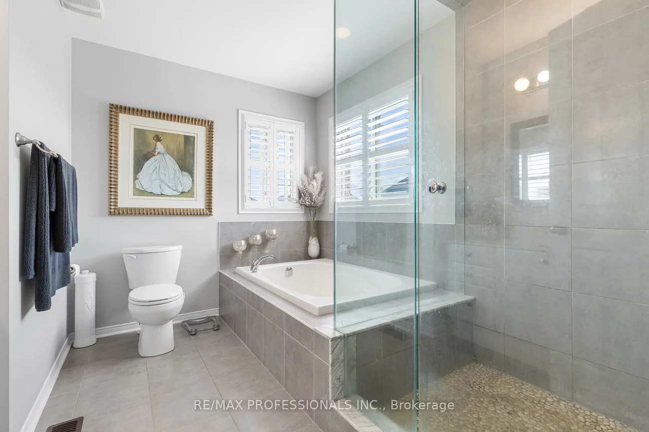 25, Liberty, Bradford, Bradford West Gwillimbury