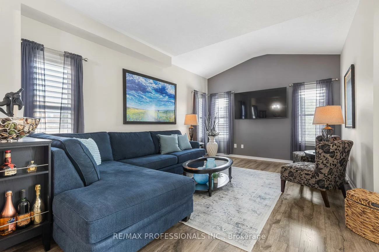 25, Liberty, Bradford, Bradford West Gwillimbury