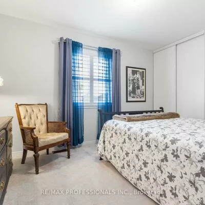 25, Liberty, Bradford, Bradford West Gwillimbury
