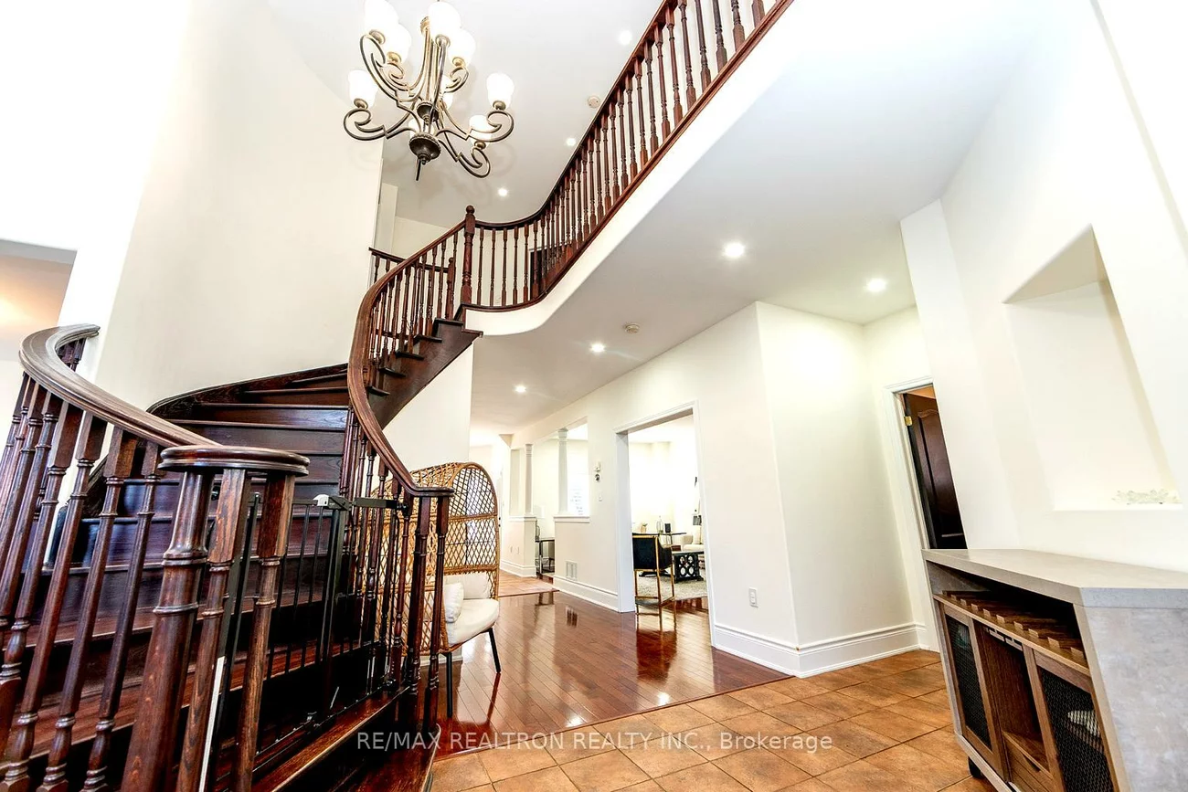 67, Gardiner, Bradford, Bradford West Gwillimbury