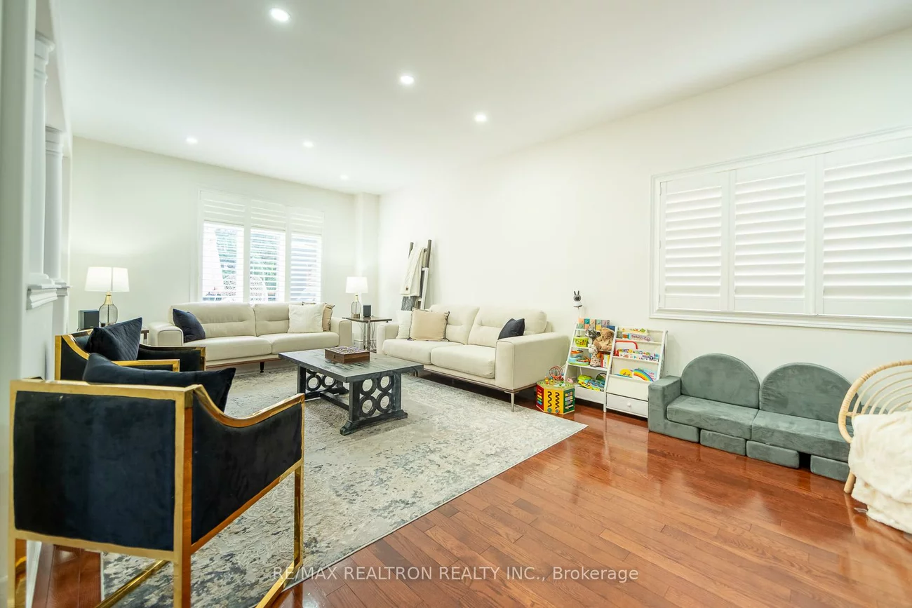 67, Gardiner, Bradford, Bradford West Gwillimbury