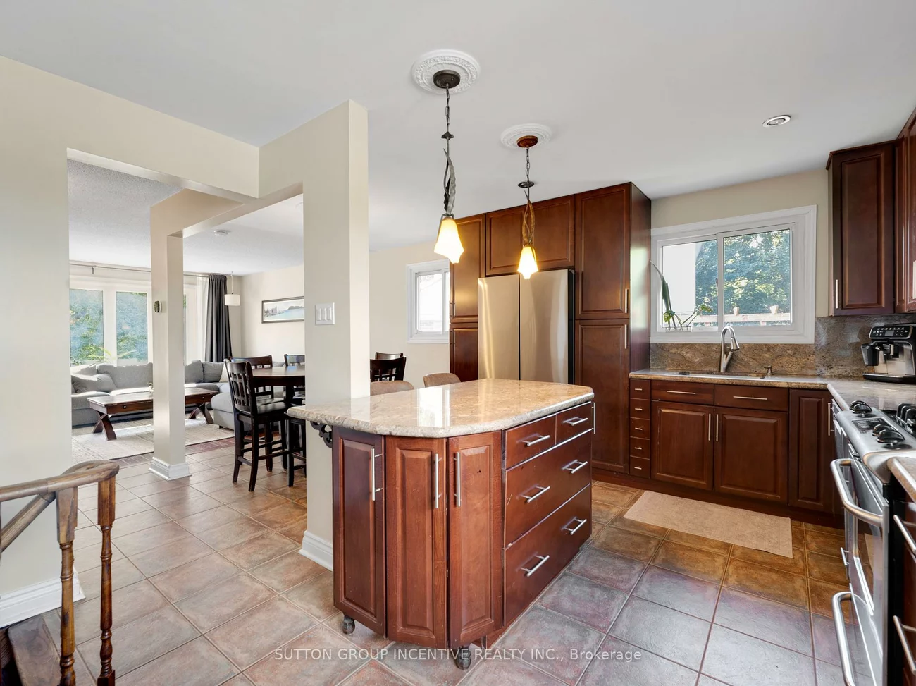 412, Orsi, Bradford, Bradford West Gwillimbury