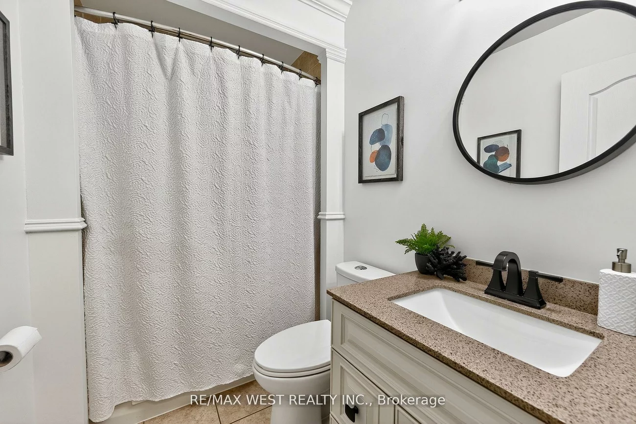 26, Highland, Bradford, Bradford West Gwillimbury