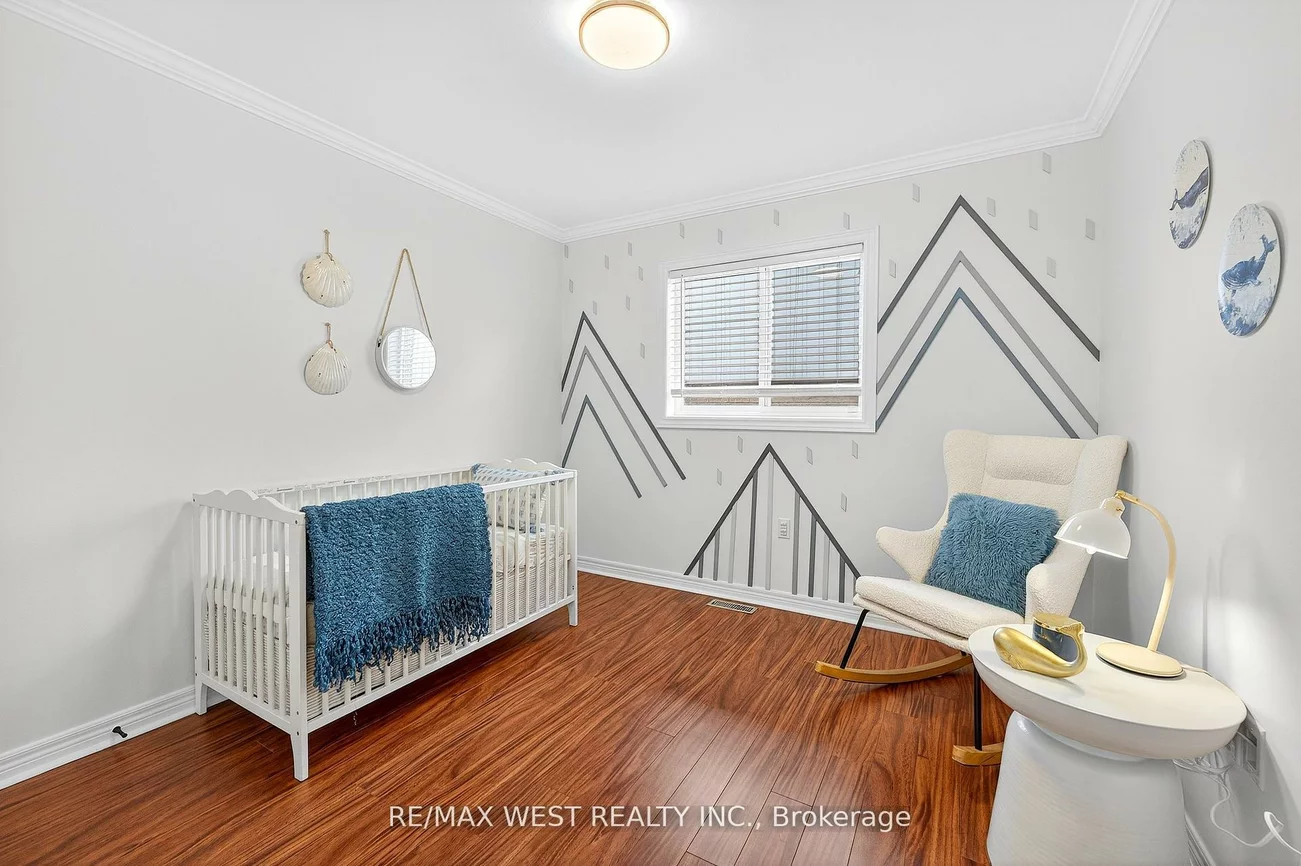 26, Highland, Bradford, Bradford West Gwillimbury