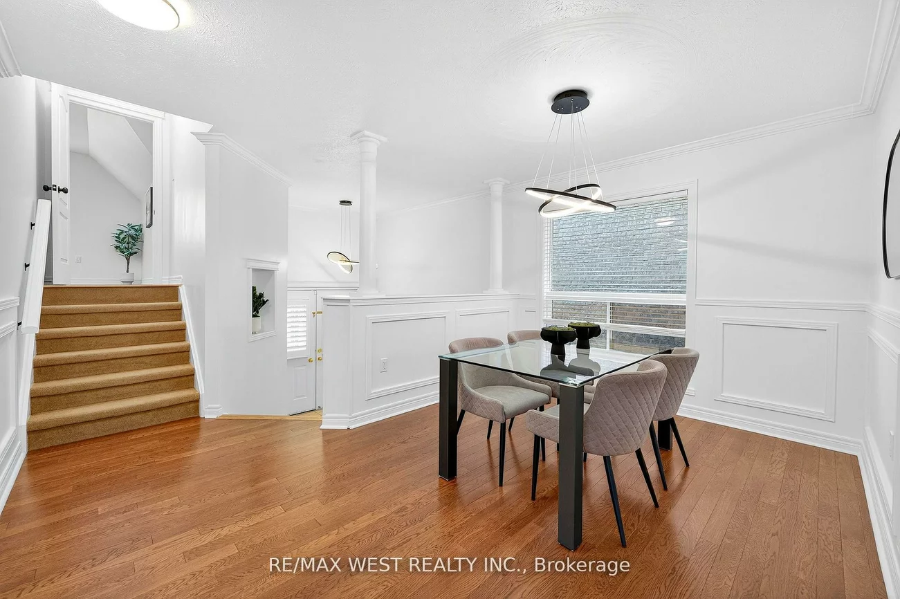 26, Highland, Bradford, Bradford West Gwillimbury