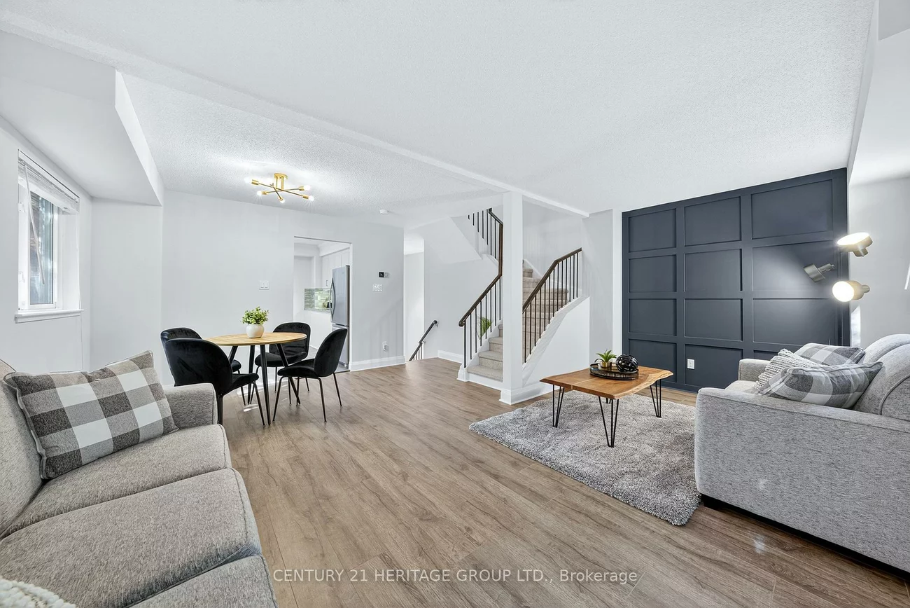 90, Gibson, Bradford, Bradford West Gwillimbury