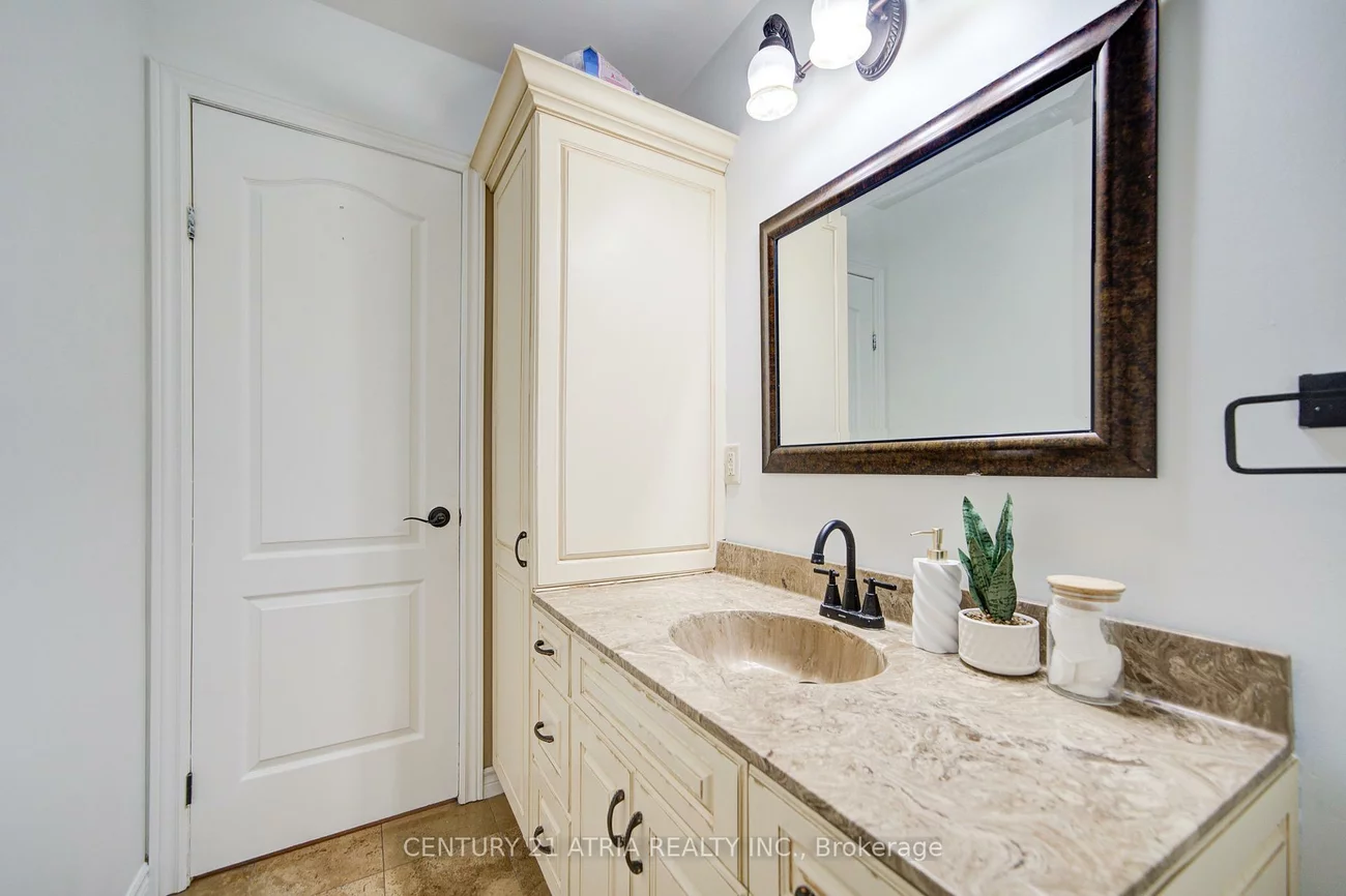 115, Ondrey, Bradford, Bradford West Gwillimbury