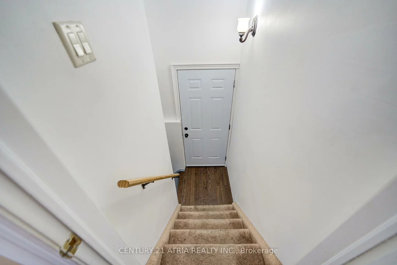 115, Ondrey, Bradford, Bradford West Gwillimbury